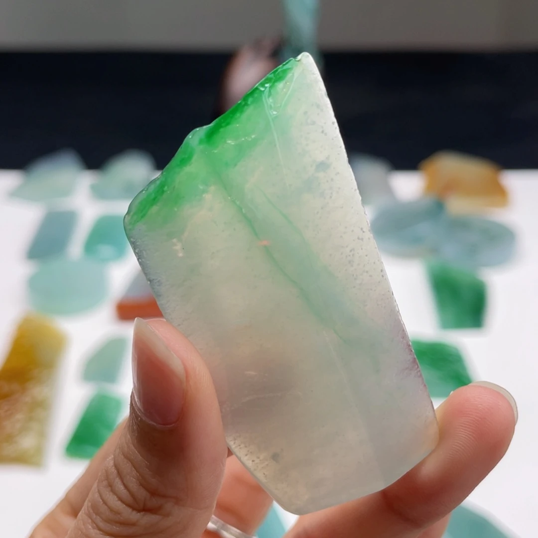 定制翡翠未镶嵌包工