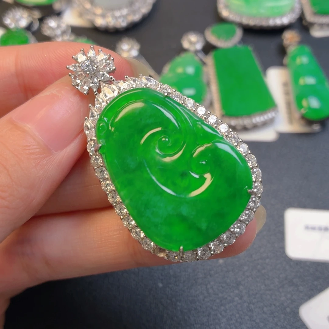 翡翠银S925镶嵌颈饰