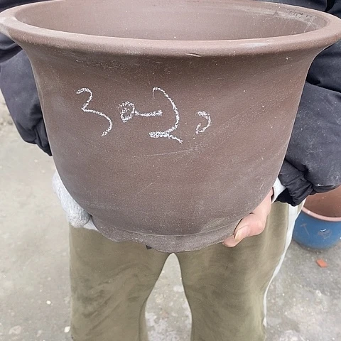 紫砂中国宜兴紫砂花盆？