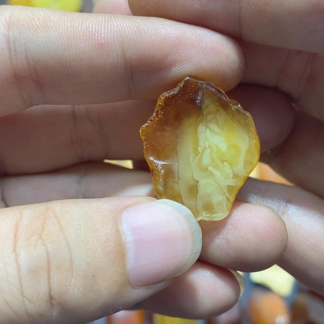 你***性定制琥珀蜜蜡原石定制