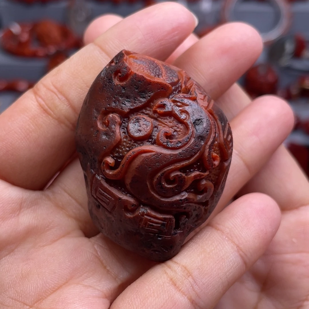 南红玛瑙未镶嵌珠宝奇石包浆吊坠