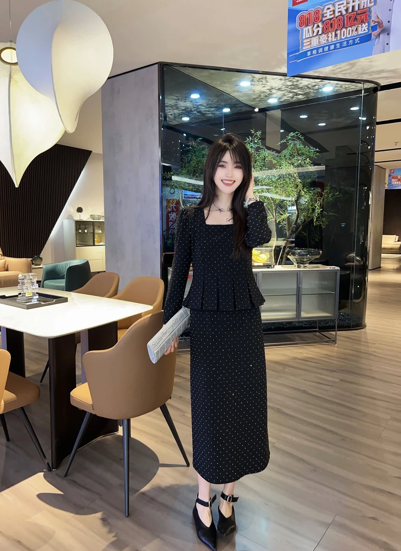 秋季新款遮肉显瘦修身假俩满天星连衣裙