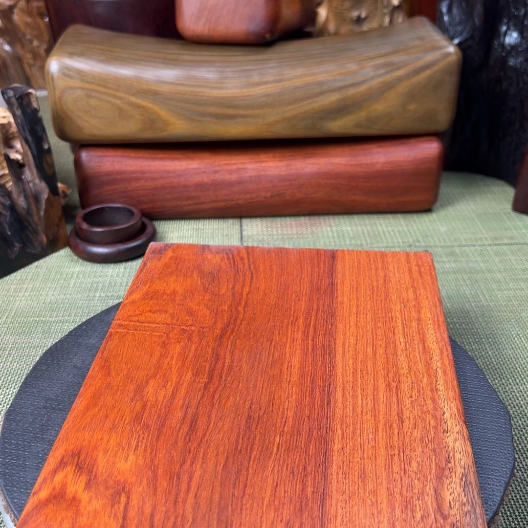 大果紫檀（缅甸花梨）无*