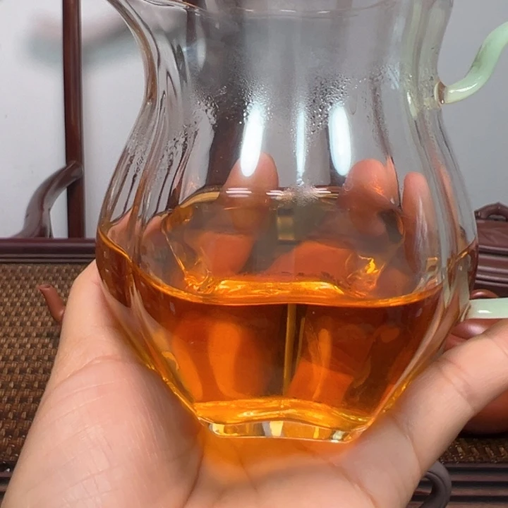 紫砂茶壶晒红茶200克