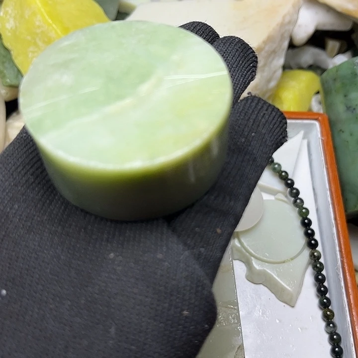 未镶嵌和田玉珠宝奇石