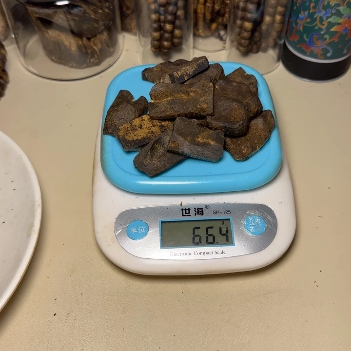 树脂制品阿*原母树66克