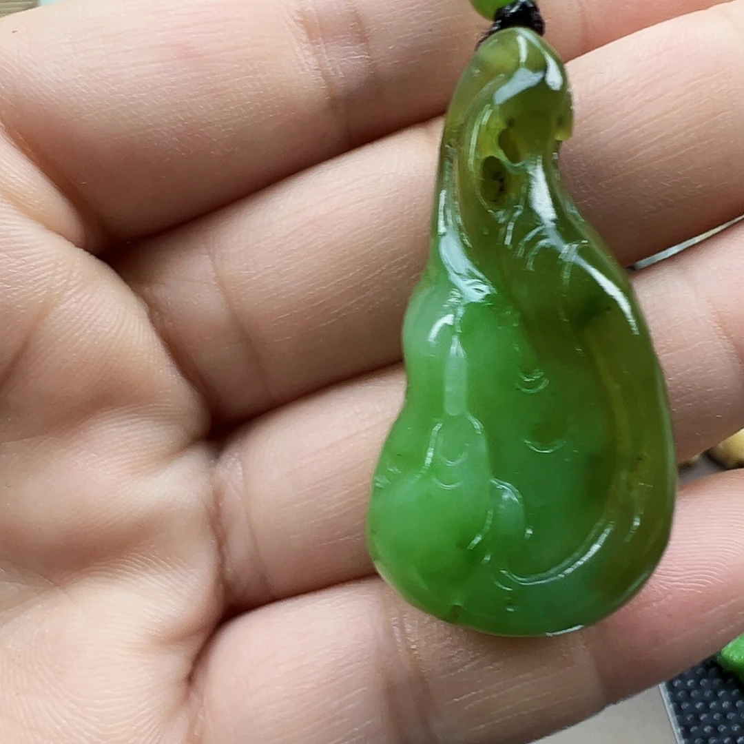 和田玉（糖玉）未镶嵌颈饰