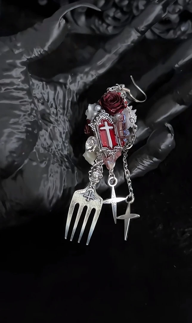 合金树脂耳饰 A纯手工DIY耳饰原创小众设计感亚系哥特视觉系重工。