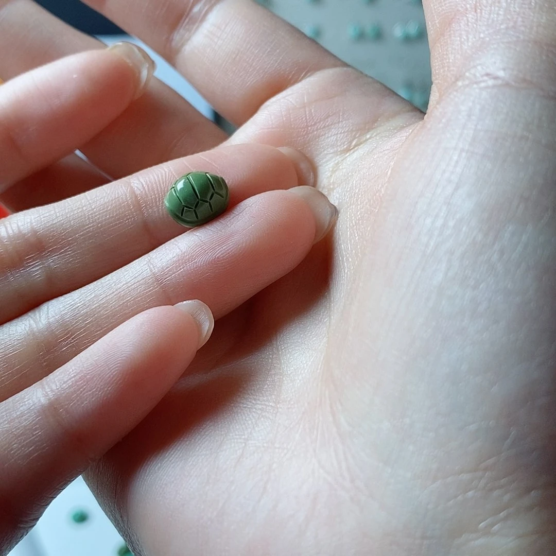 绿松石颈饰未镶嵌西***仔