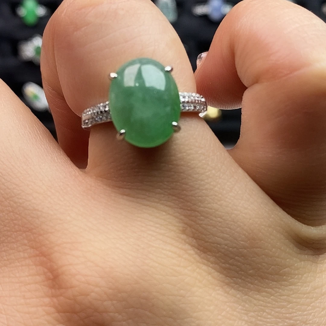 翡翠未镶嵌戒指翡翠