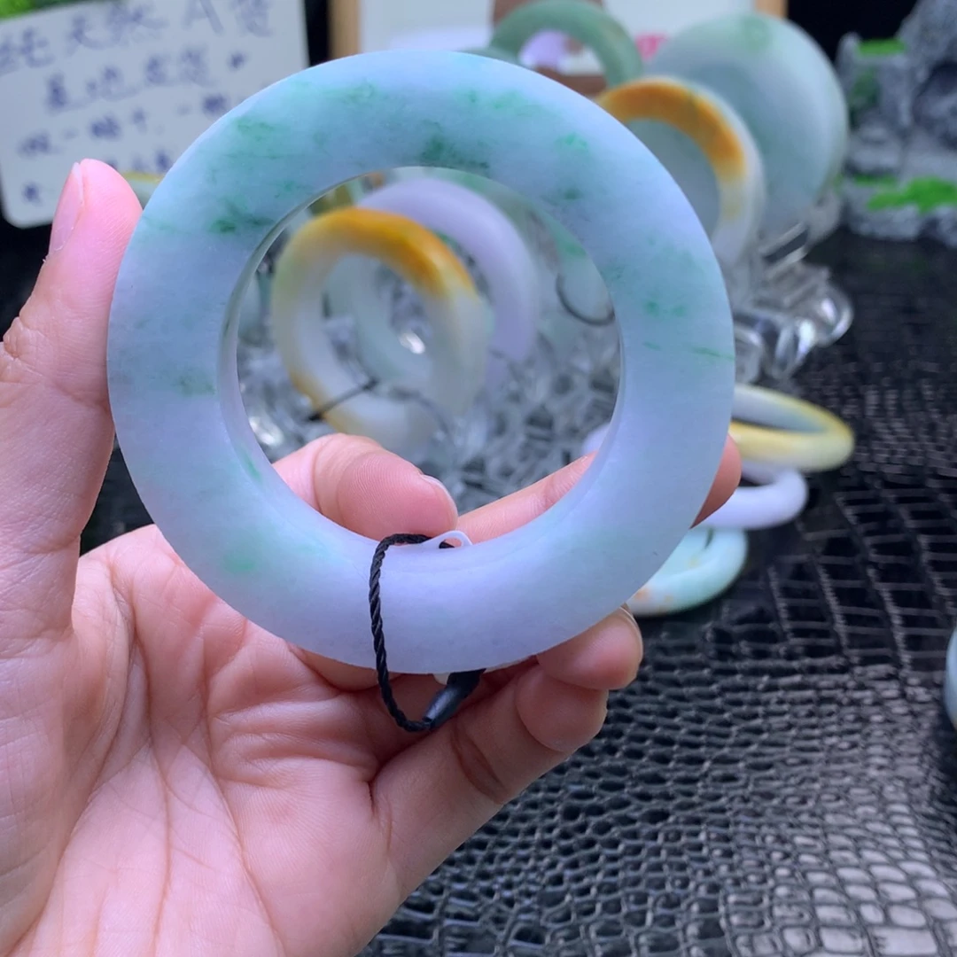 幸***天定制翡翠未镶嵌纯天然A货翡翠