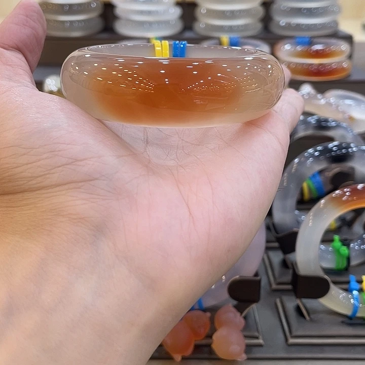 玛瑙/玉髓未镶嵌手镯8