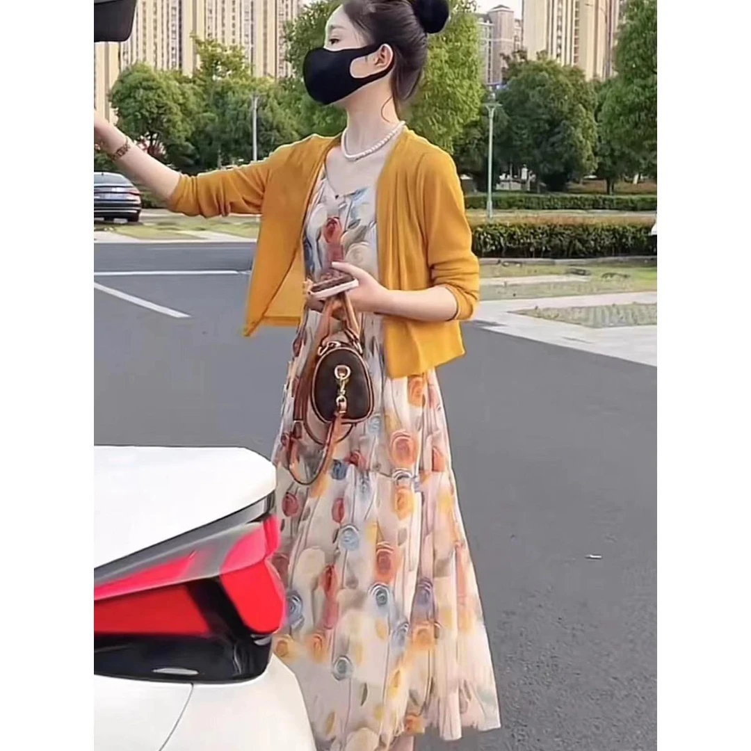 防晒开衫吊带裙女夏季季2024新款外搭冰丝披肩罩衫配吊带裙两件套