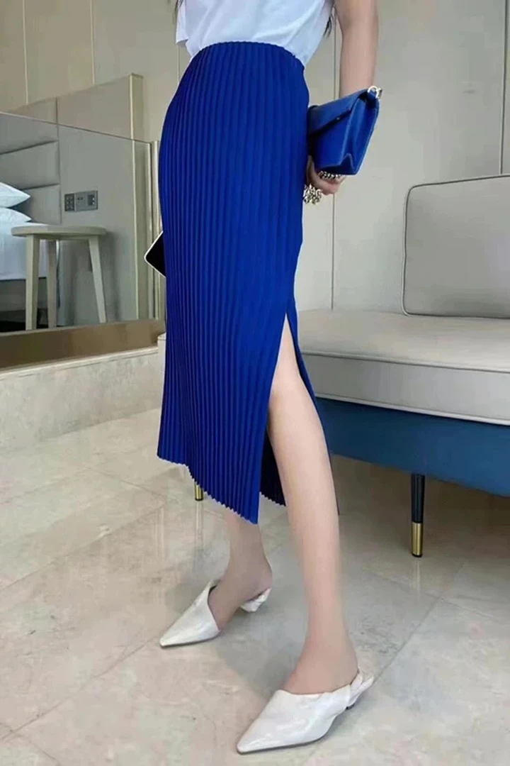 3838 祺欣家 法式赫本风百褶裙开叉高级感显气质简约风针织半裙