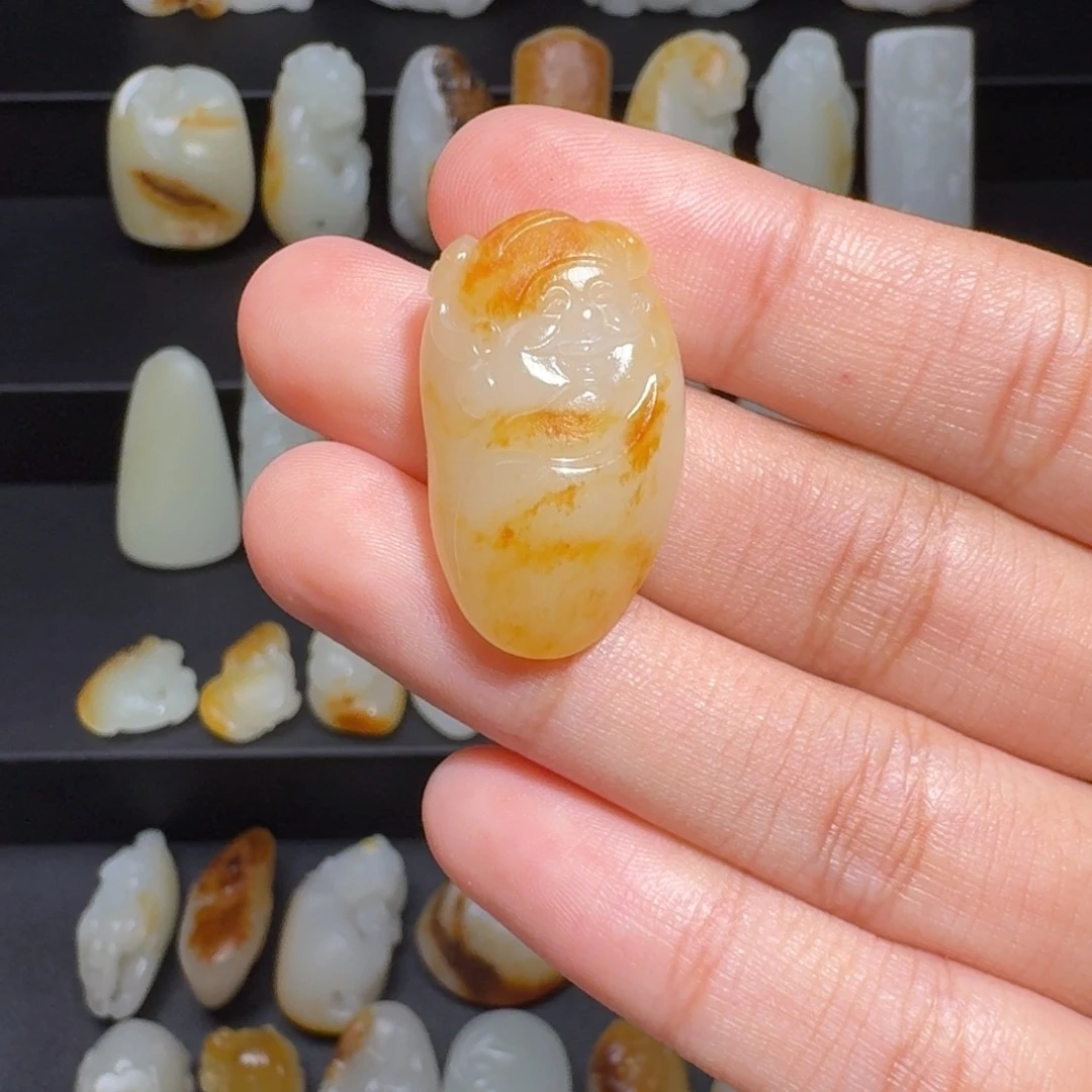 和田玉未镶嵌颈饰风****9