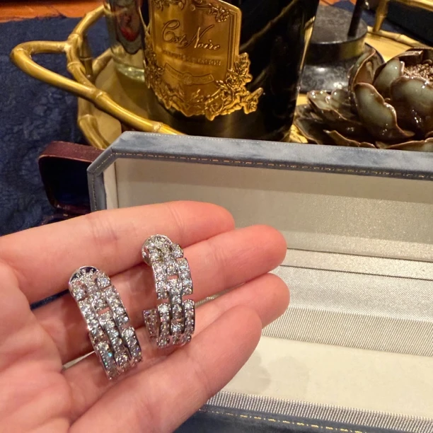 铜合金仿水晶耳饰 【6723】周年珍藏英｜经典原标克拉款CrownFrett