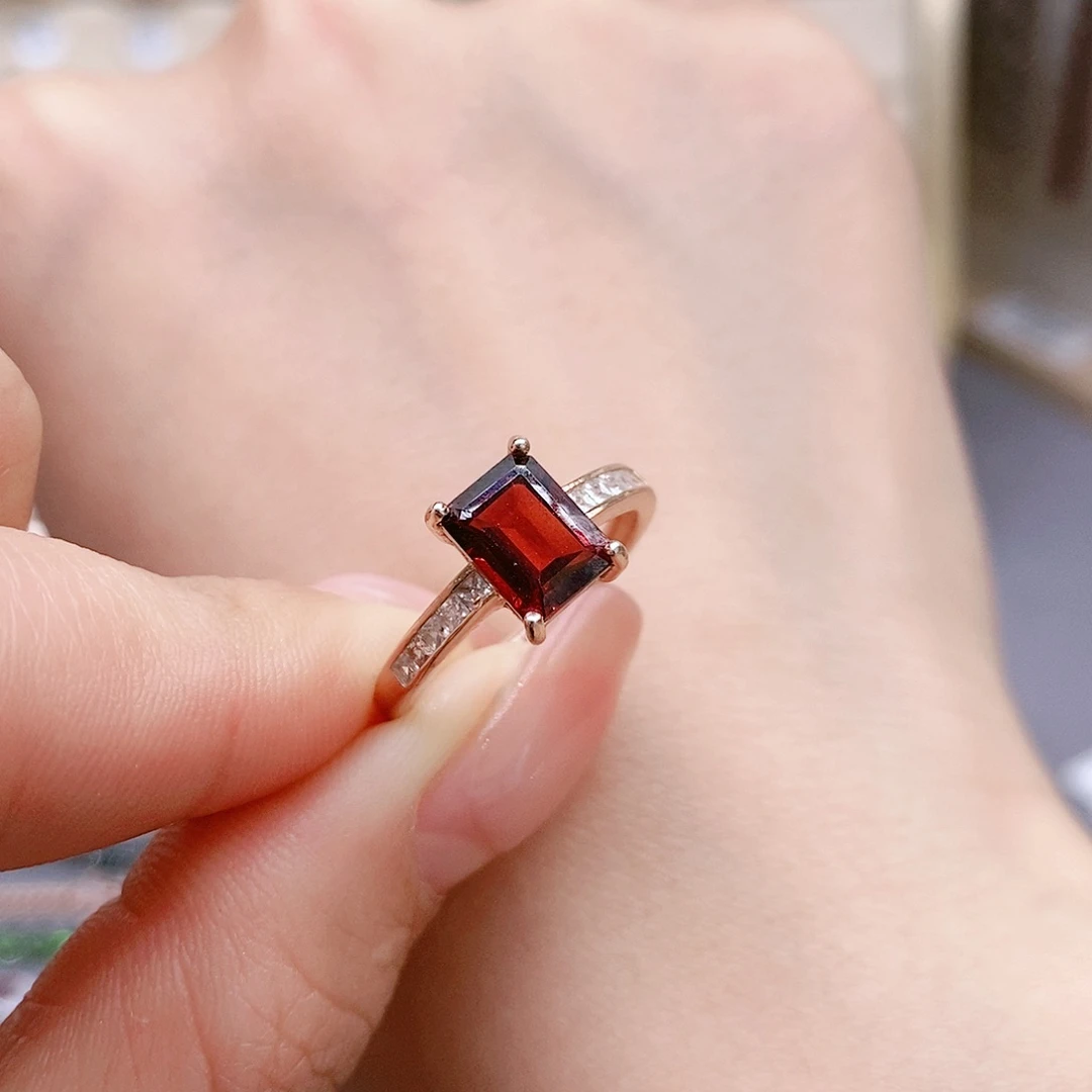 石榴石戒指银S925镶嵌戒指