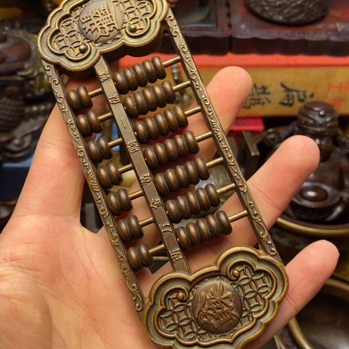 铜器摆件做工精良