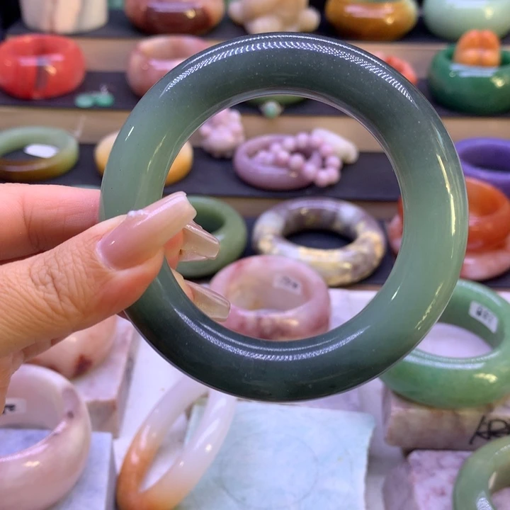 石英岩玉未镶嵌13468975444