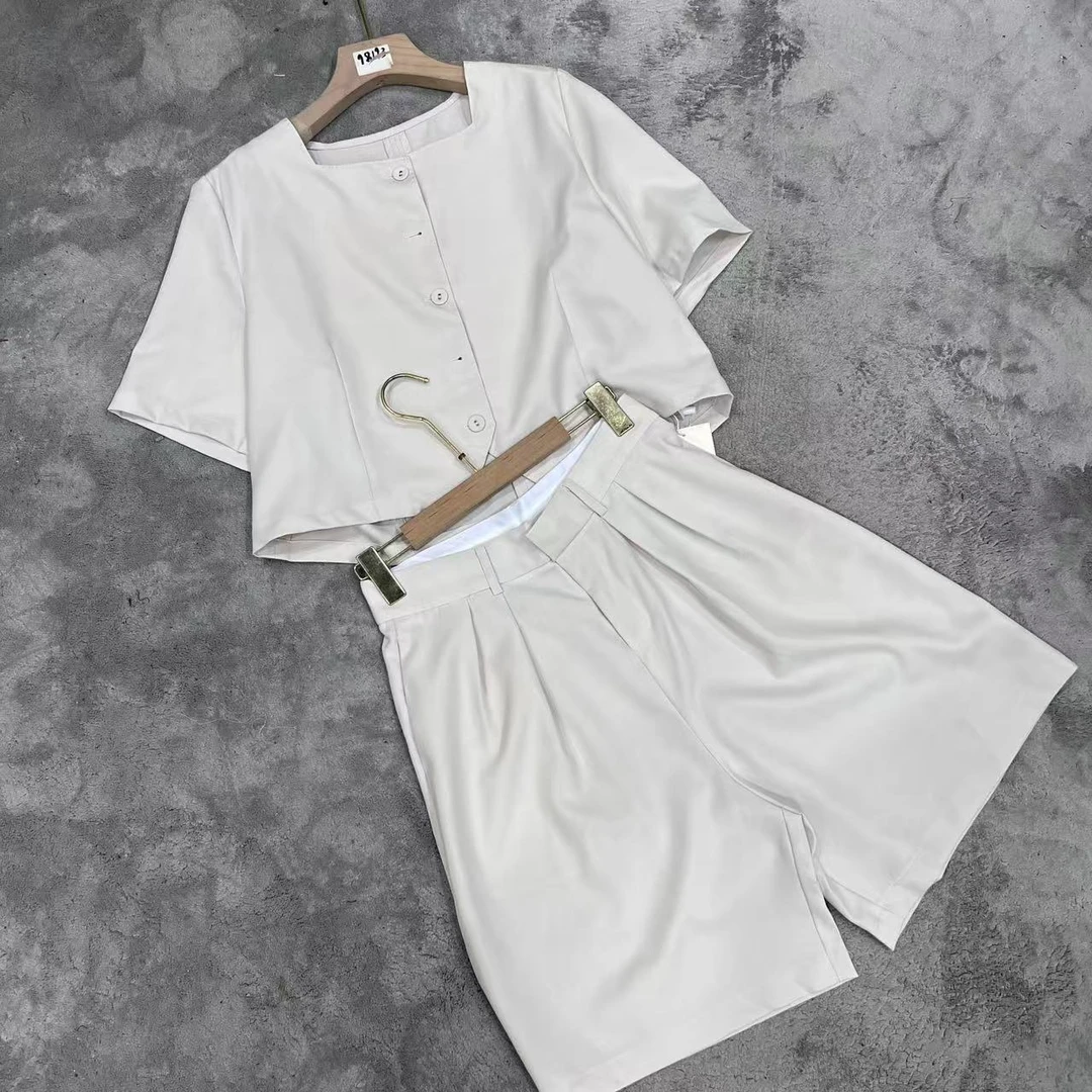 25好吧简约休闲套装女