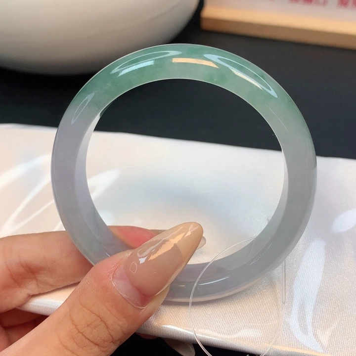 未镶嵌手镯翡翠10