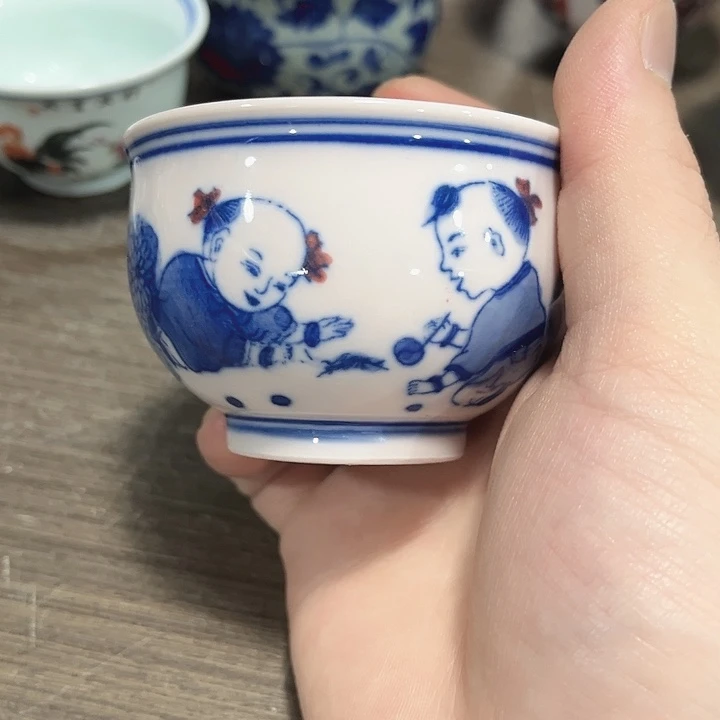 瓷片//////景德镇陶瓷杯子。红。