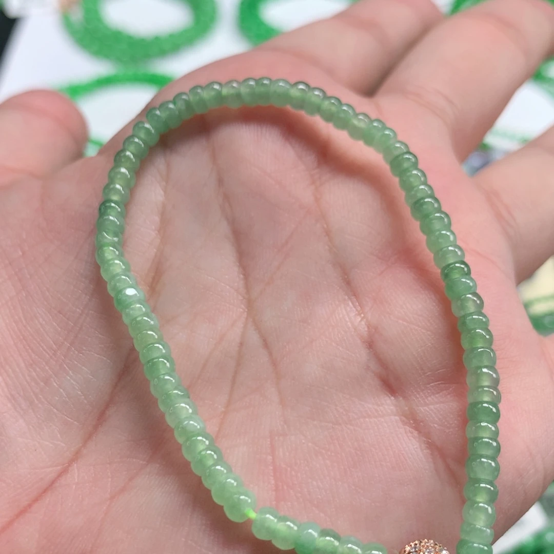 翡翠未镶嵌手链翡翠