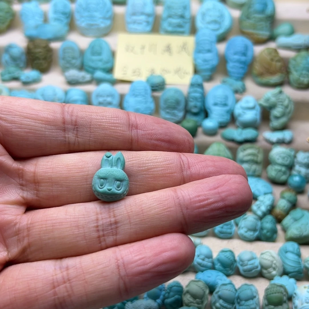 未镶嵌绿松石颈饰