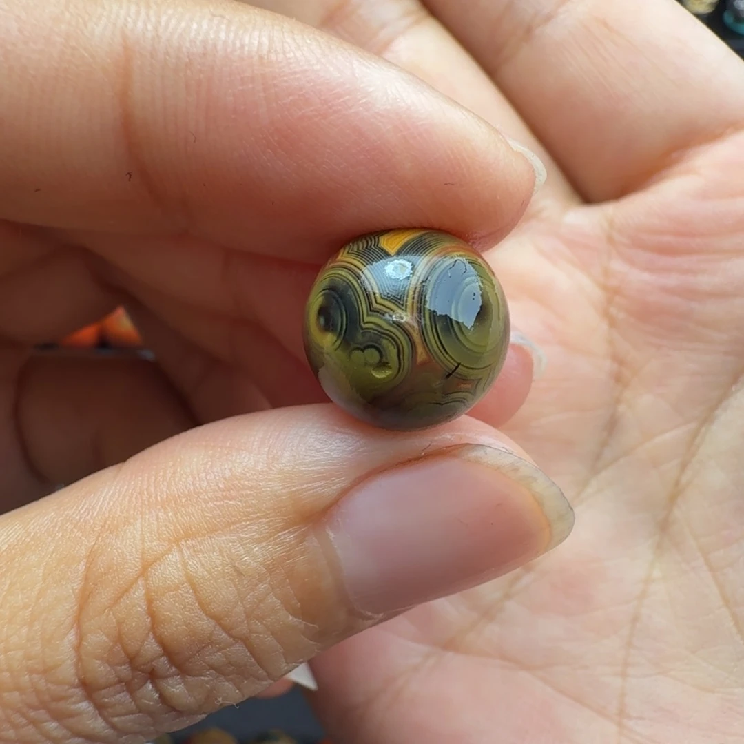 用***2颈饰未镶嵌南红玛瑙