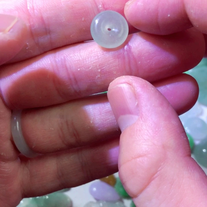 翡翠未镶嵌颈饰天然a货翡翠