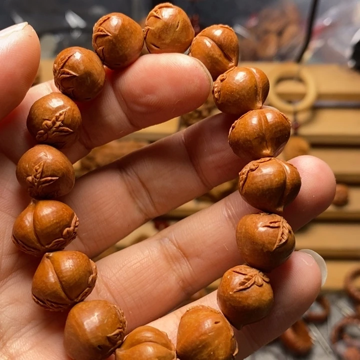 桃核手工雕刻寿桃手串