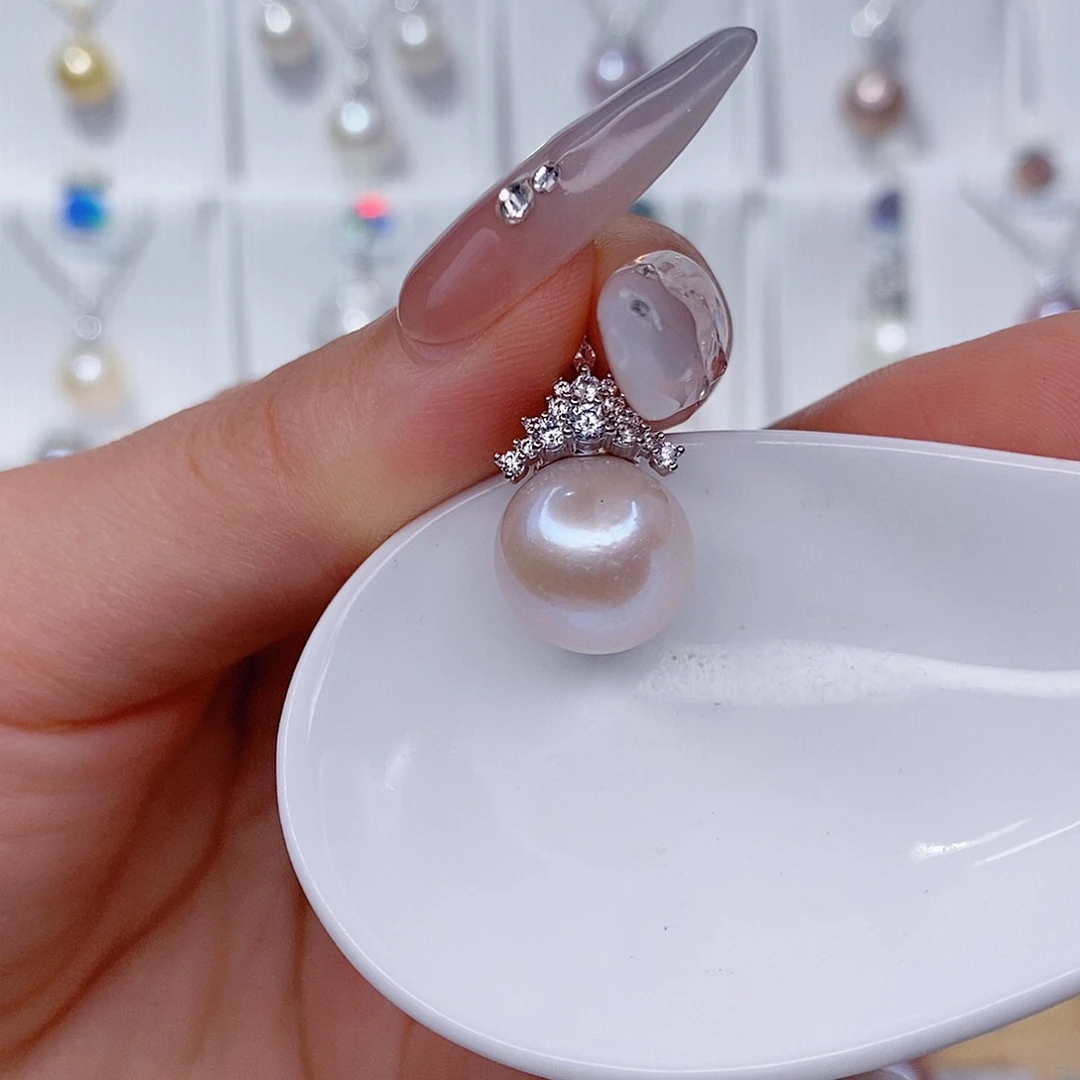 淡水珍珠吊坠(赠链)未镶嵌