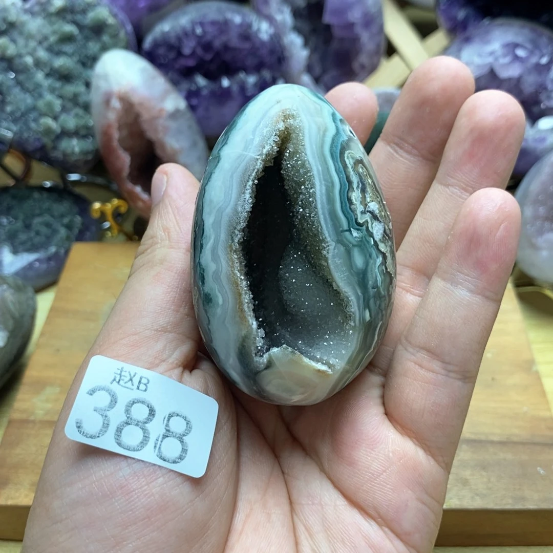 未镶嵌水晶大型摆件（非配饰）