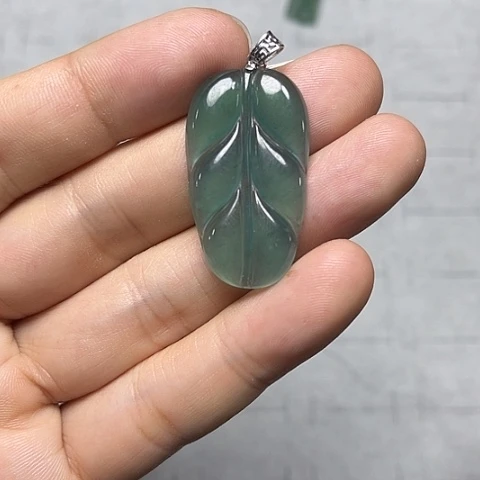 未镶嵌定制翡翠挂件