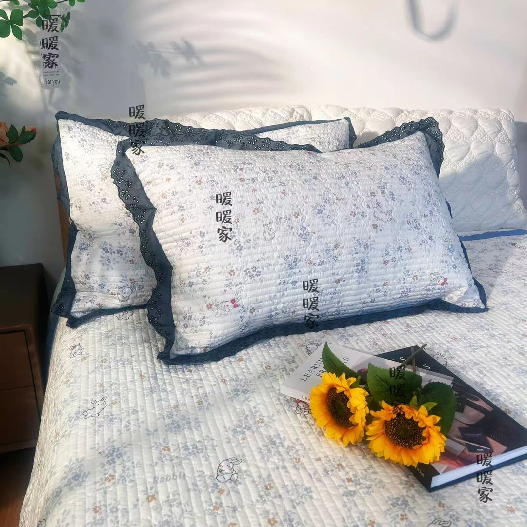 （安格拉小兔）一对装52*78四季可爱花边枕套