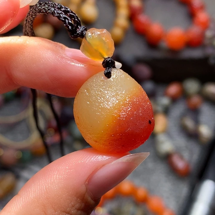 玛瑙/玉髓未镶嵌珠宝半成品