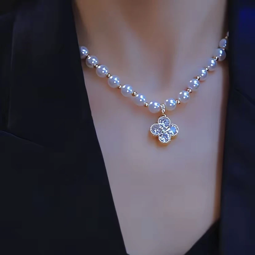 铜合金仿珍珠项链 新款珠珠四叶花项链气质轻奢时尚百搭小众精致