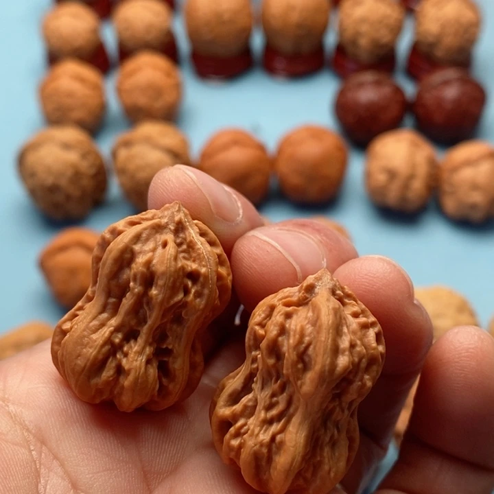 文玩核桃把件精品文玩手捻元