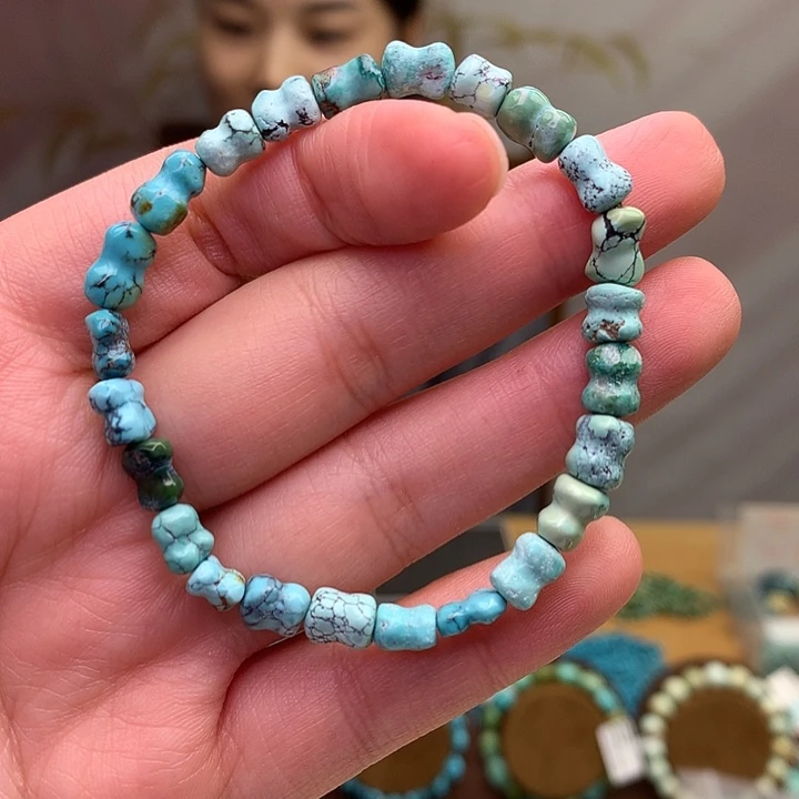 绿松石未镶嵌原矿