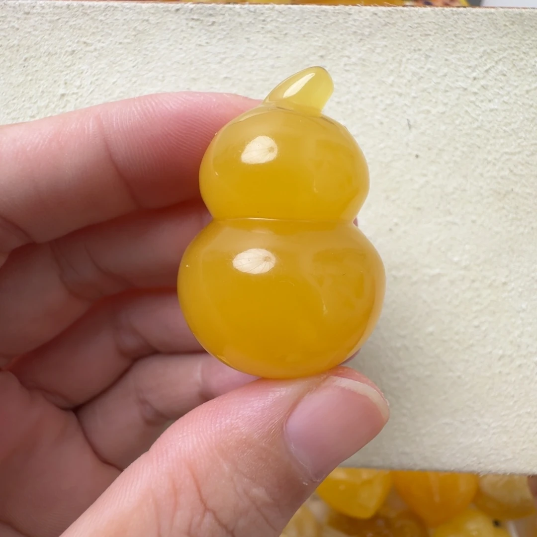 蜜蜡未镶嵌珠宝奇石超过七天不退不换