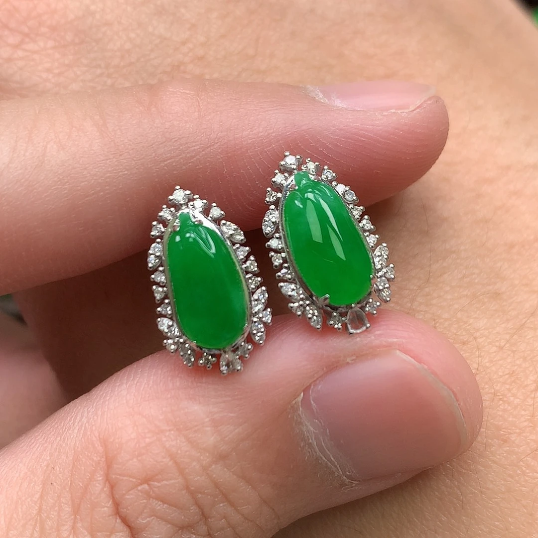 翡翠18K金镶嵌耳饰