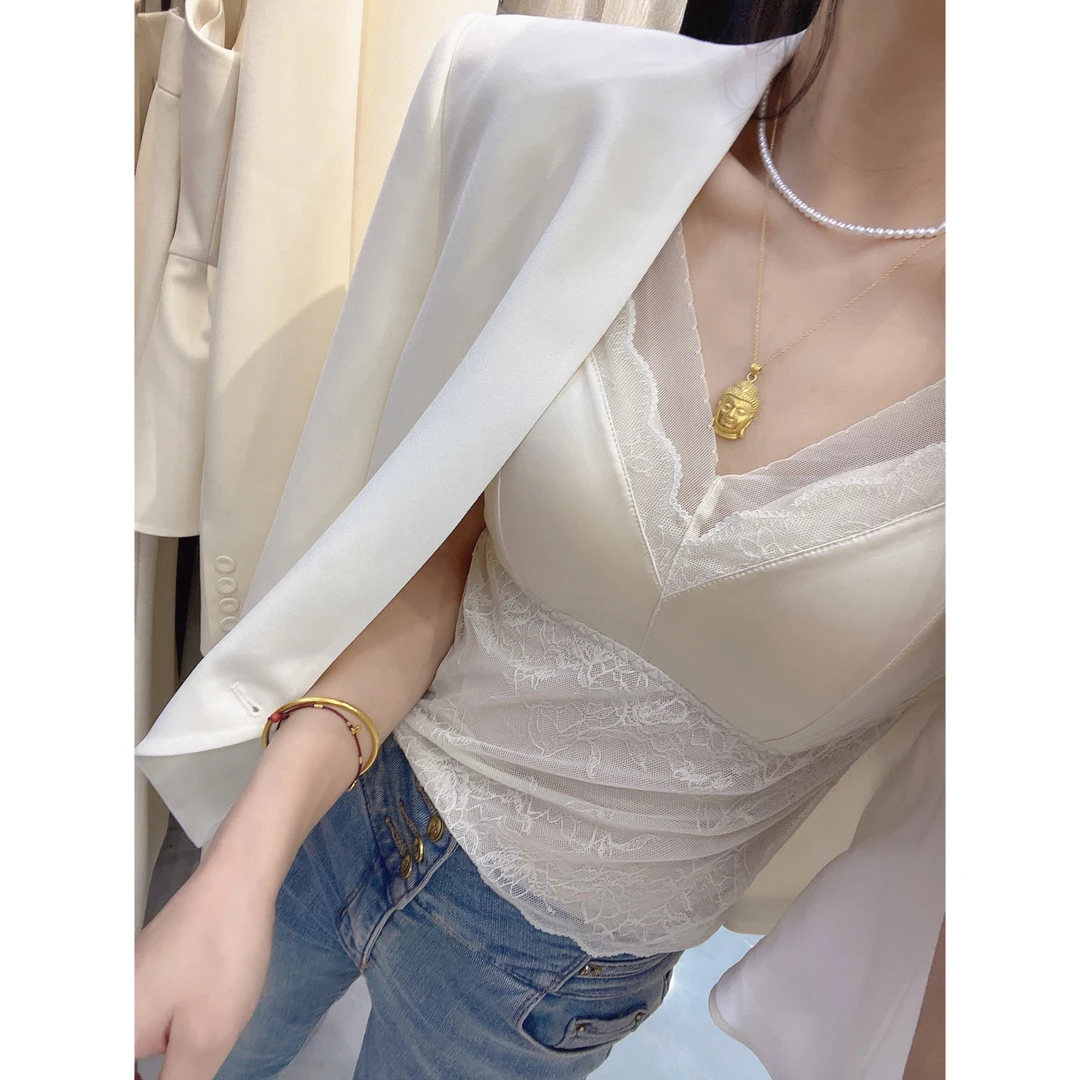 ［文静家］春上新高级感好看蕾丝美背女