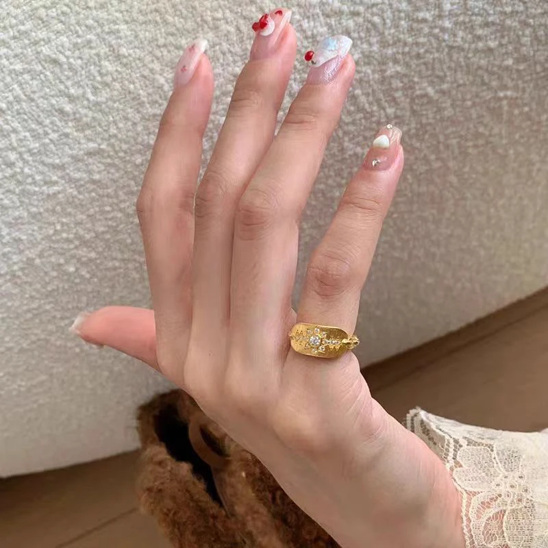 合金戒指 微镶指环手工小众中古太阳花戒指金色轻奢气质时尚百搭