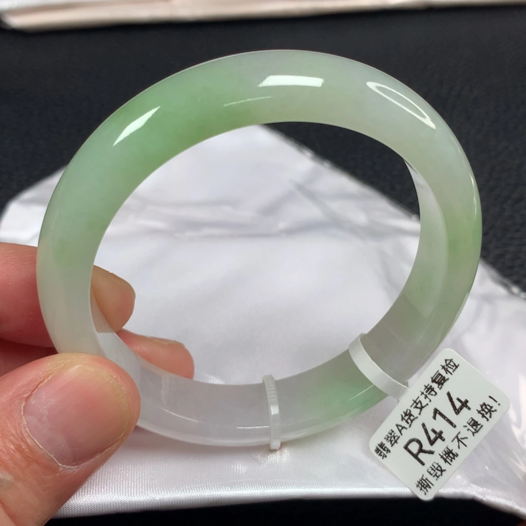 翡翠未镶嵌手镯天然翡翠手镯