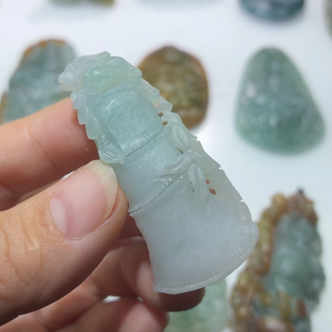 定制翡翠未镶嵌毛货