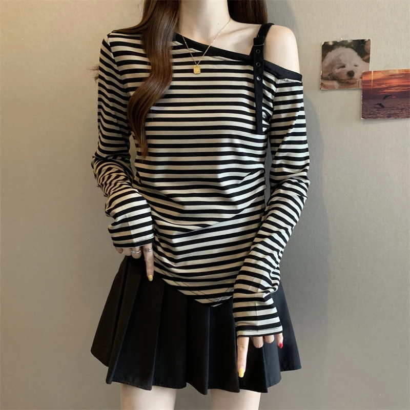 大码胖MM修身显瘦斜肩打底衫秋新款时尚洋气减龄条纹针织T恤上衣