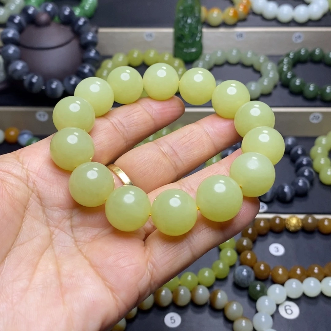 和田玉未镶嵌手串