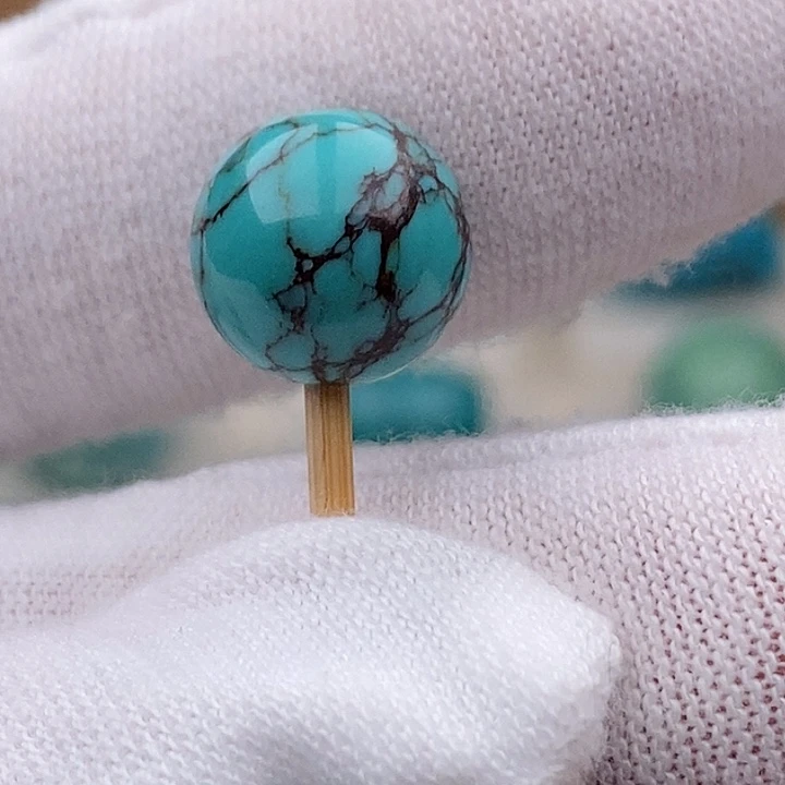 绿松石未镶嵌珠宝奇石10