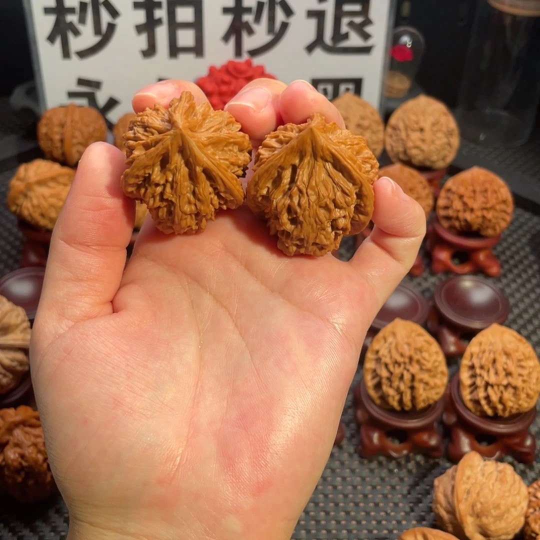 一***天吊坠文玩核桃文山三棱38尺