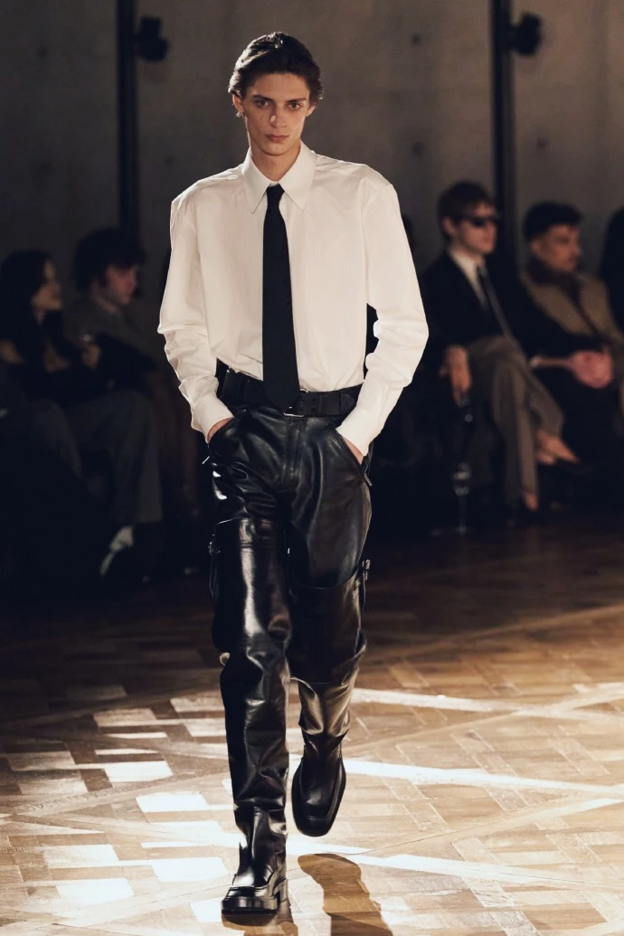 30号链接【P假两件】2025轻奢潮牌休闲百搭卫衣1026